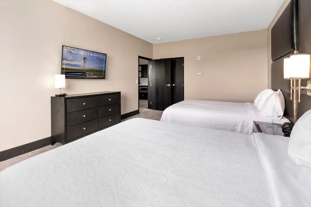 Hotel 21