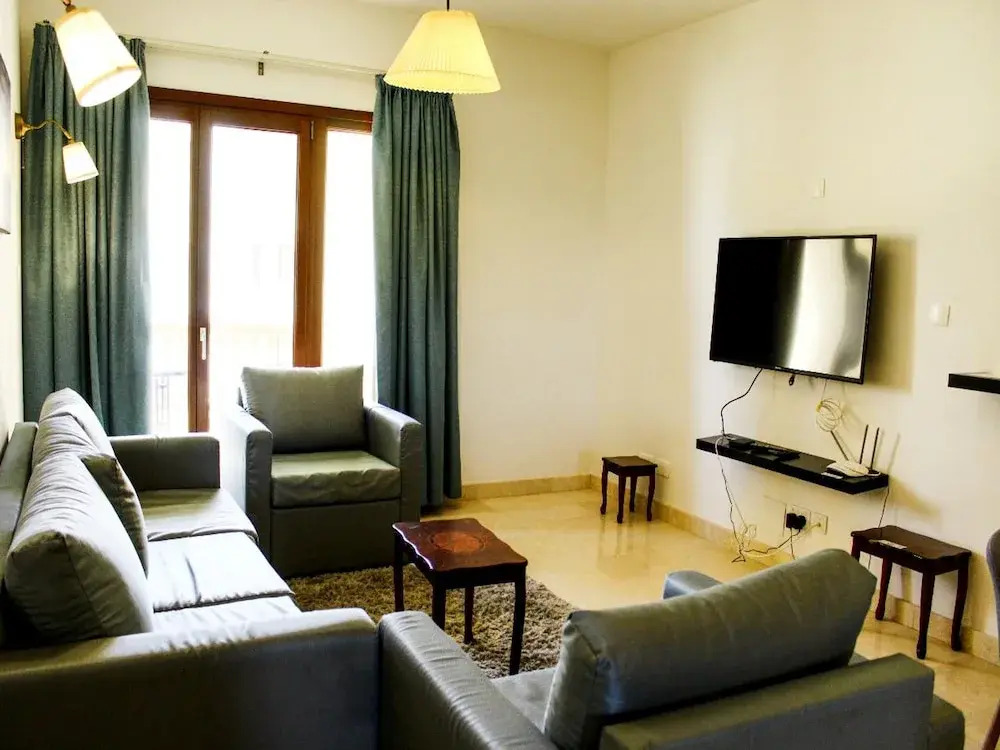 Coastal 2-bedroom Getaway