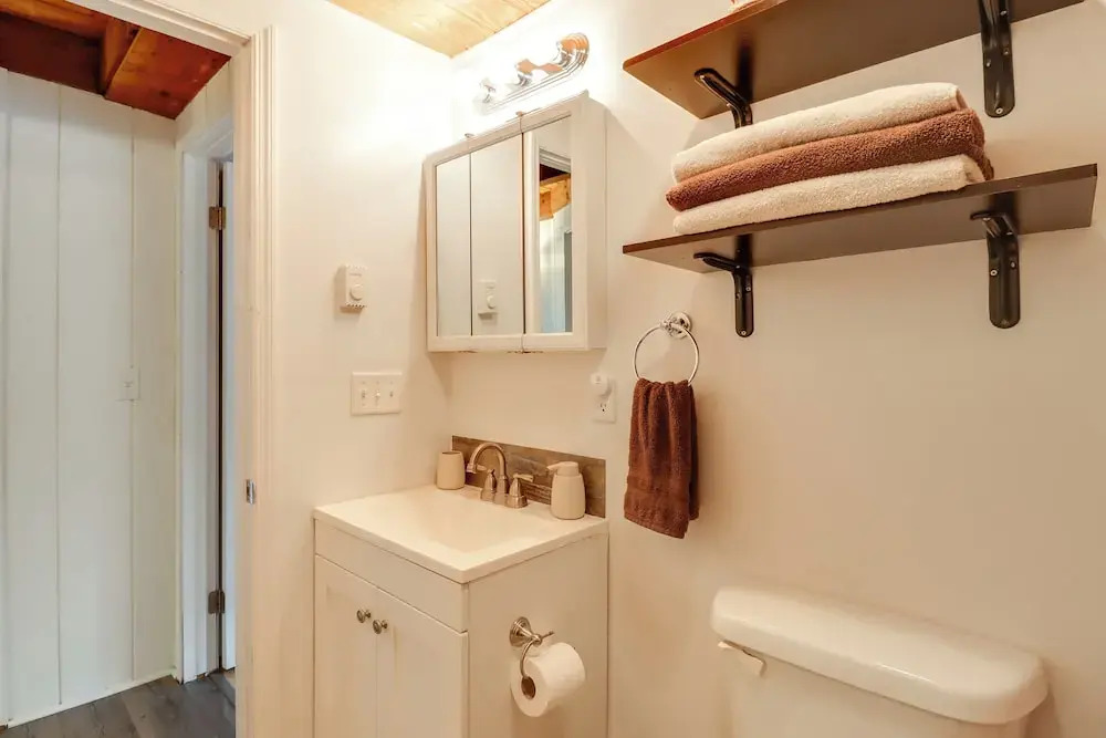 1 Mi to Lake, Golf & Ski Access: The Hideout Home!
