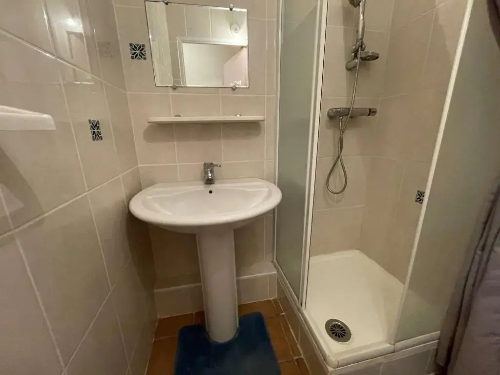 Appartement Le Grau-du-Roi, 1 pièce, 4 personnes - FR-1-250-236