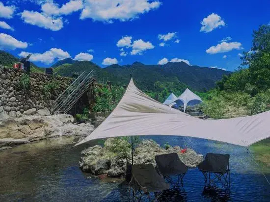 Zhixiju Pillow Water Homestay