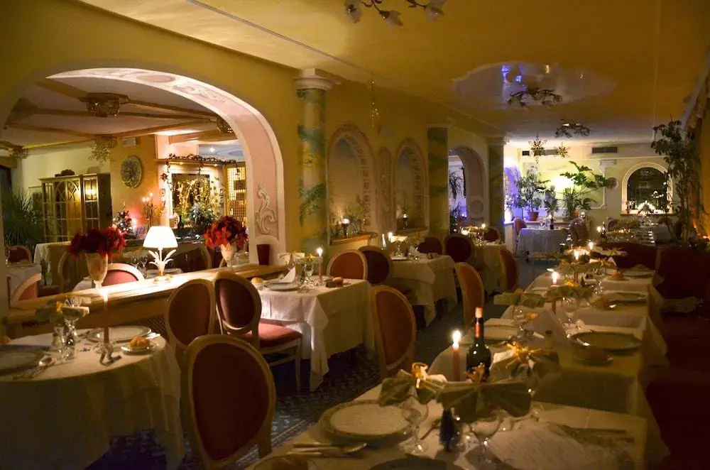Alledolomiti Boutique Lake Hotel
