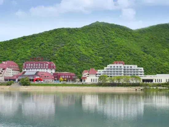 Wusong Hotel