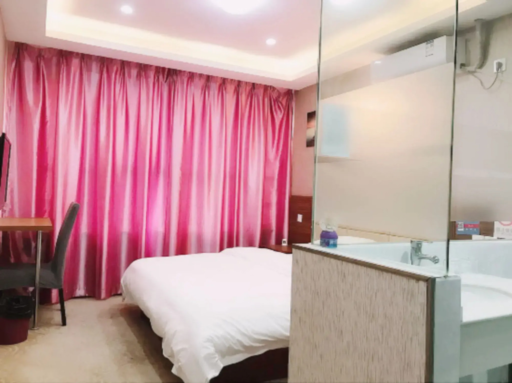 Shanghai Lin Feng Hotel