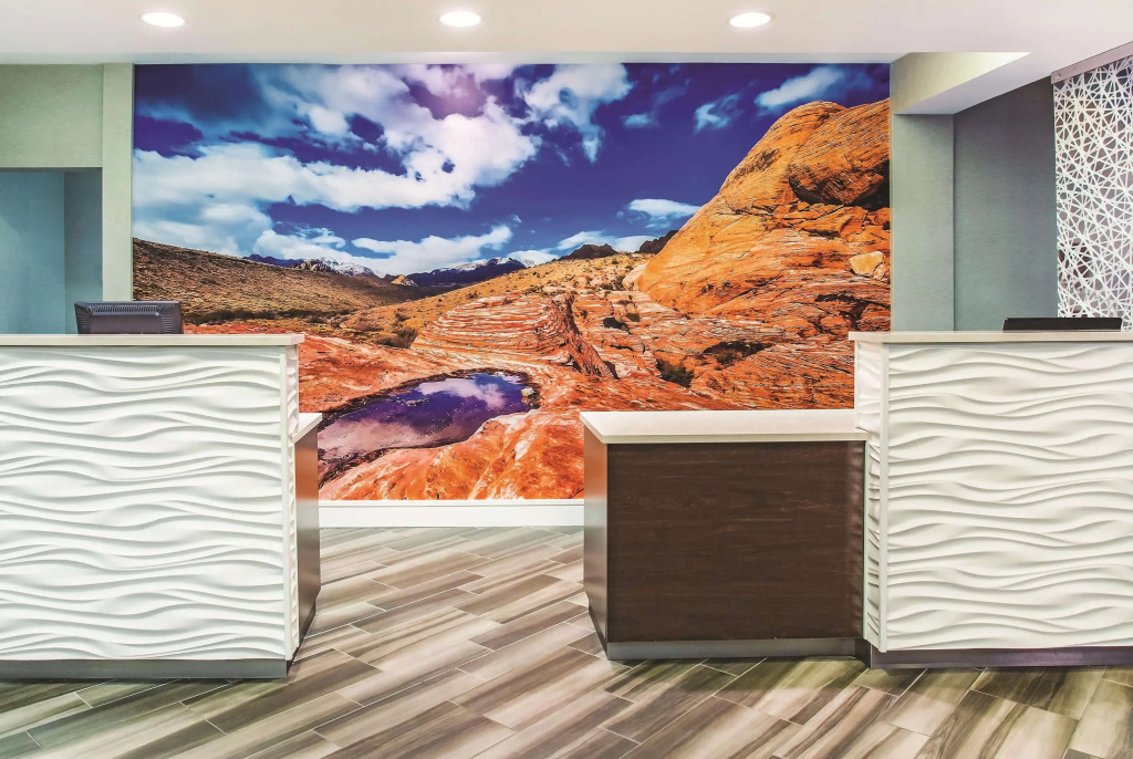 La Quinta by Wyndham Las Vegas Summerlin Tech