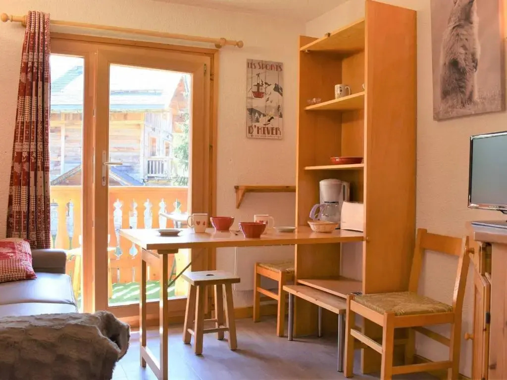 Appartement Méribel, 1 pièce, 3 personnes - FR-1-180-34