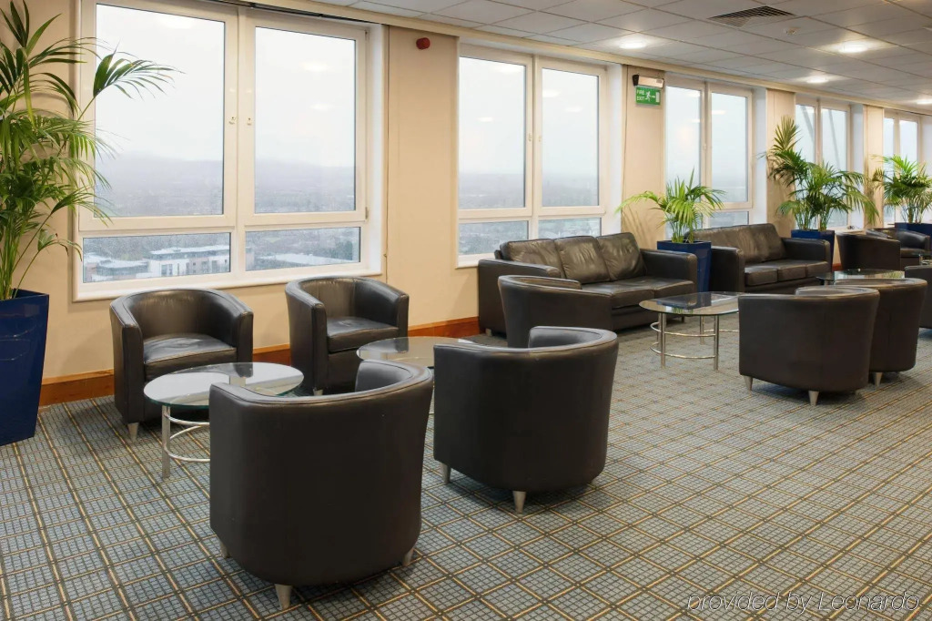 Holiday Inn Edinburgh Zoo by IHG