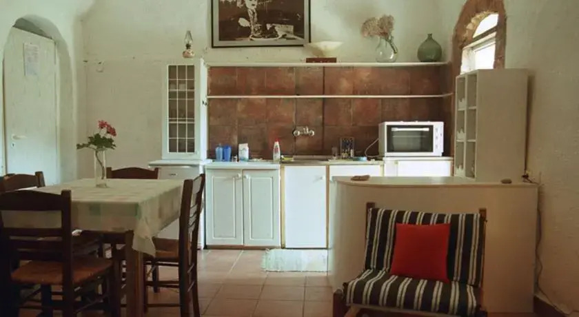 Kalamoti Suites