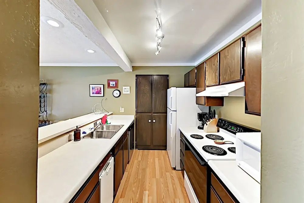 Mammoth Slopes Unit #72 - 2 Br Condo
