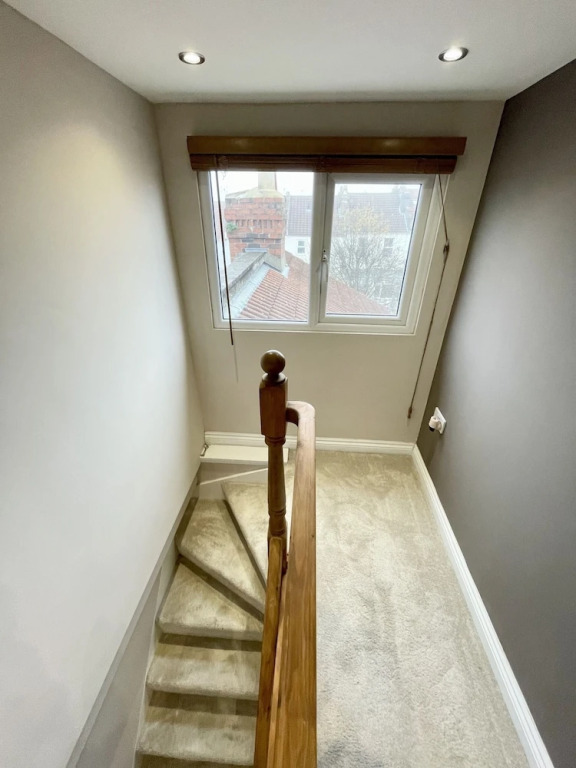 Homely and Modern Maisonette in Vibrant Bristol