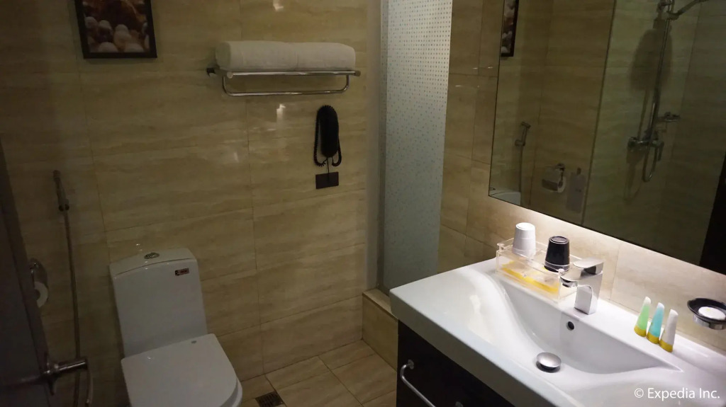 ACE Hotel and Suites
