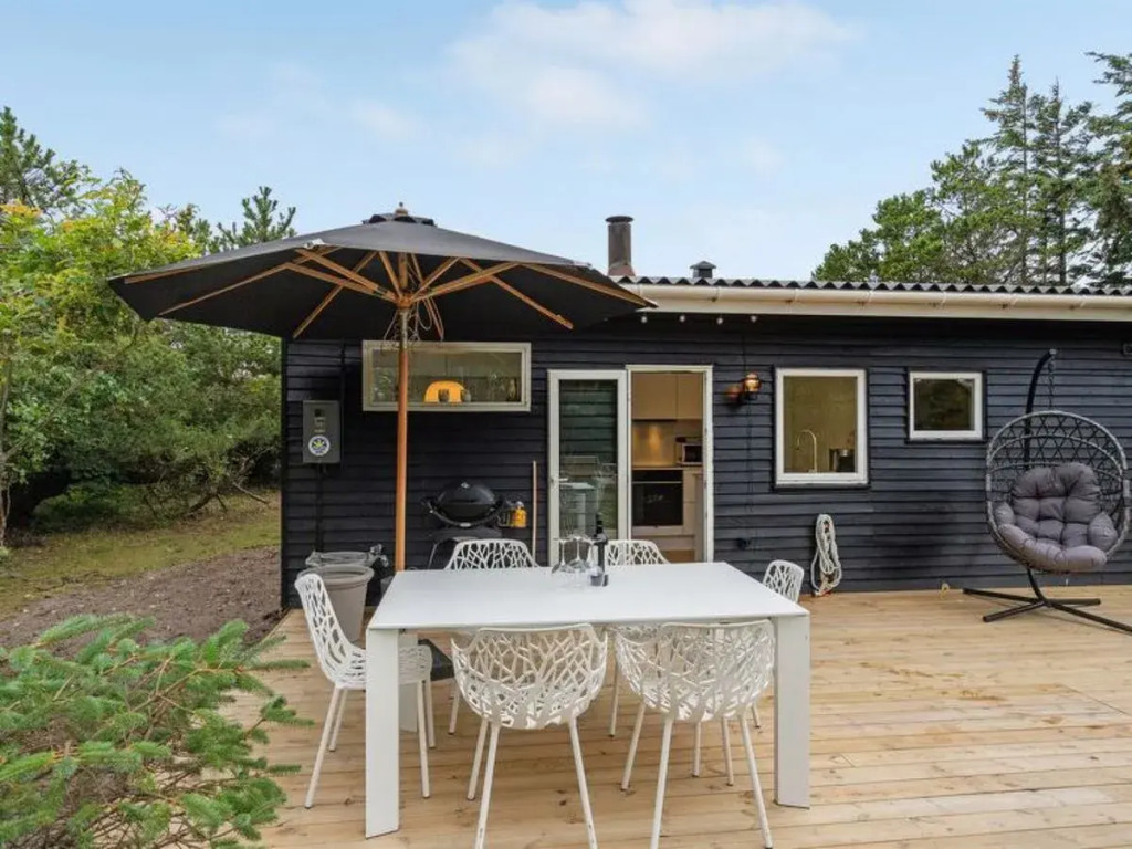 "Kato" - 650m from the sea in NW Jutland