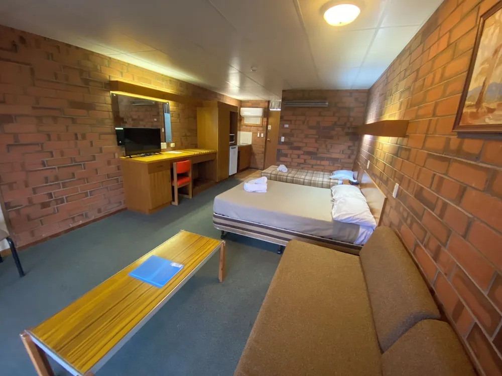 Hawker Bed and Breakfast