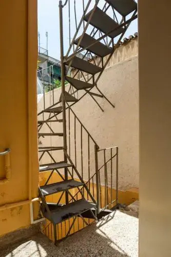 Boutique Athens Apartment Ep9B