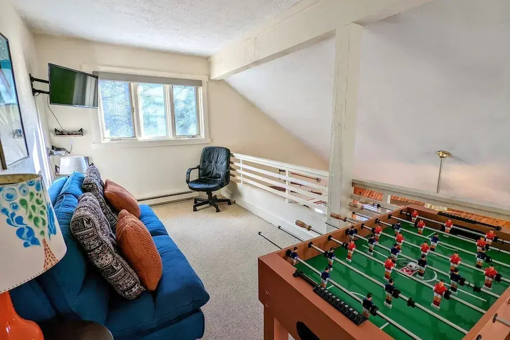 Alpine Allure by Avantstay Indoor Hot Tub, Game Loft, Enclosed Deck