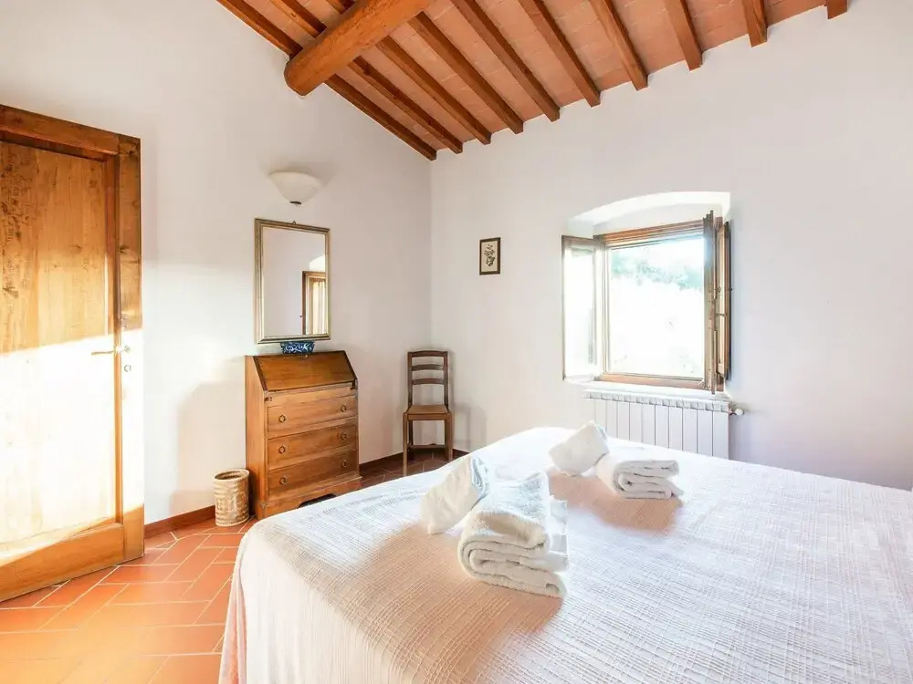 Cosy holiday home in Tuscany with shared swimming pool