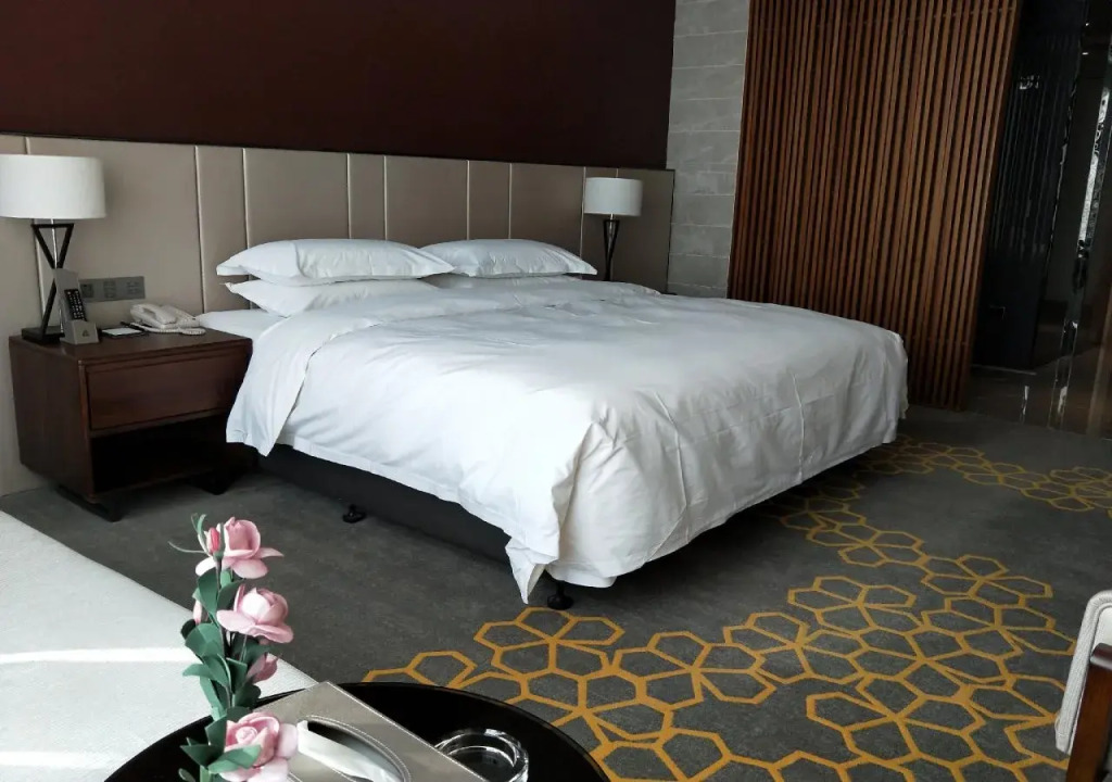 Shaanxi Hancheng Qiangda Grand Skylight Hotel