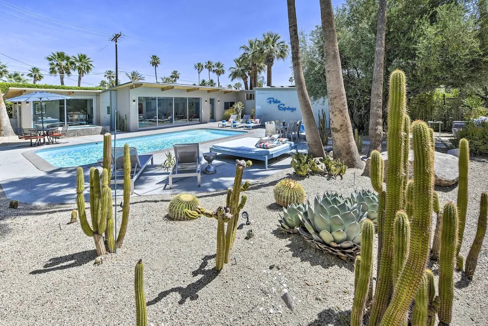 Palm Springs Home w/ Private Pool & Hot Tub!