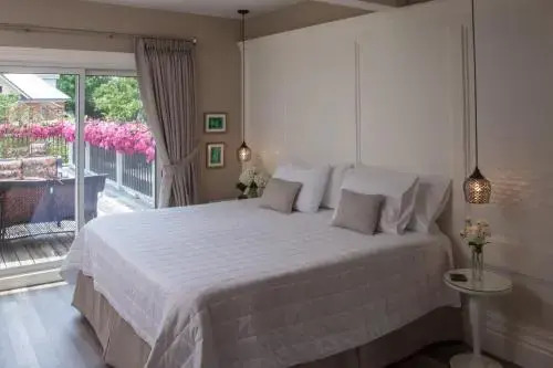 Avery House B&B