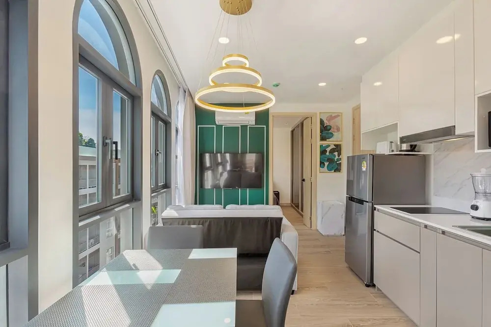 One bedroom Palmetto Condo Karon A608