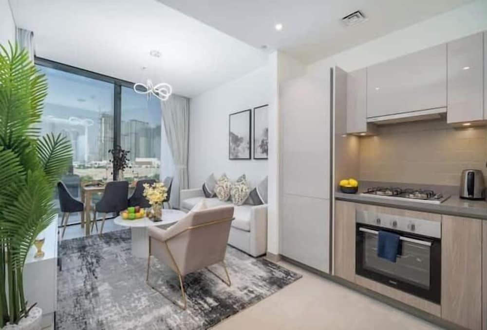Vogue | Sobha Hartland close to Downtown Dubai Mall | Burj Khalifa