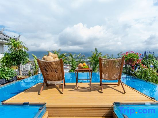 Longstay Luming Lodge · Oriental Aesthetics | Sky Garden & Snow Mountain Panorama Boutique Retreat