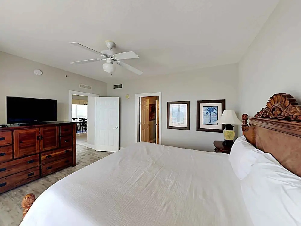 Calypso Beach Resort Towers