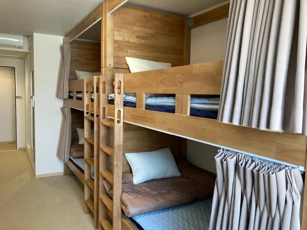 TOKYO/Shinjuku & Shibuya 10mins/5mins walk to subway stiaon/Kichijoji 15mins/Shimokitazawa 5mins/Louis House