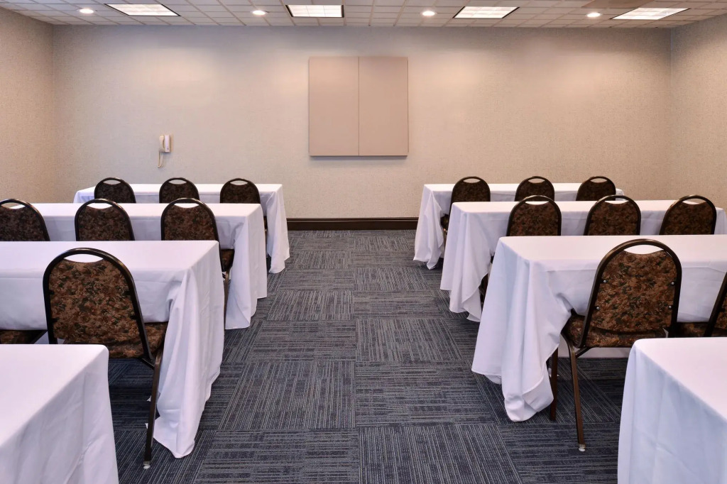Holiday Inn Express Portland West/Hillsboro by IHG