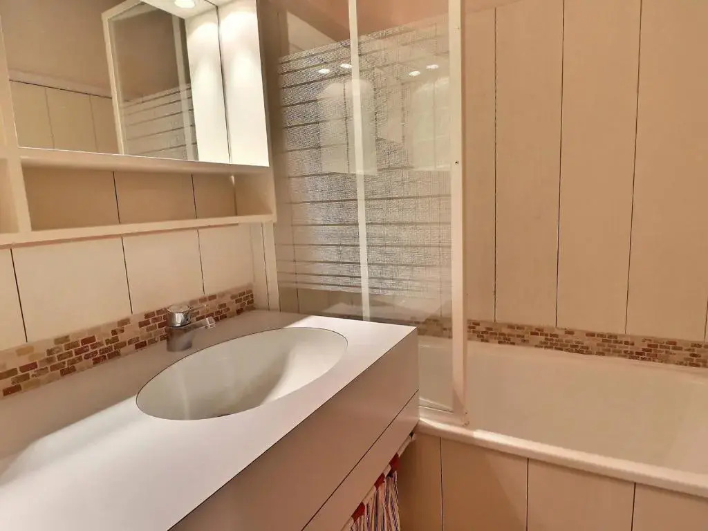 Appartement Méribel, 2 pièces, 4 personnes - FR-1-182-232