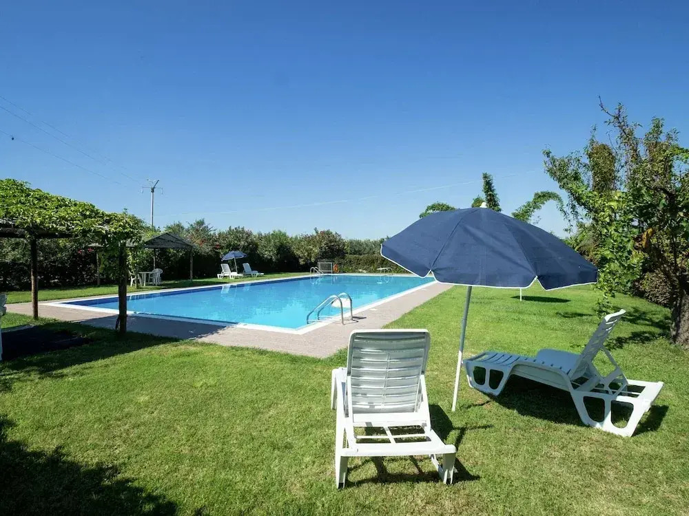 Sun-drenched Estate Close to Sciacca Near the Beach