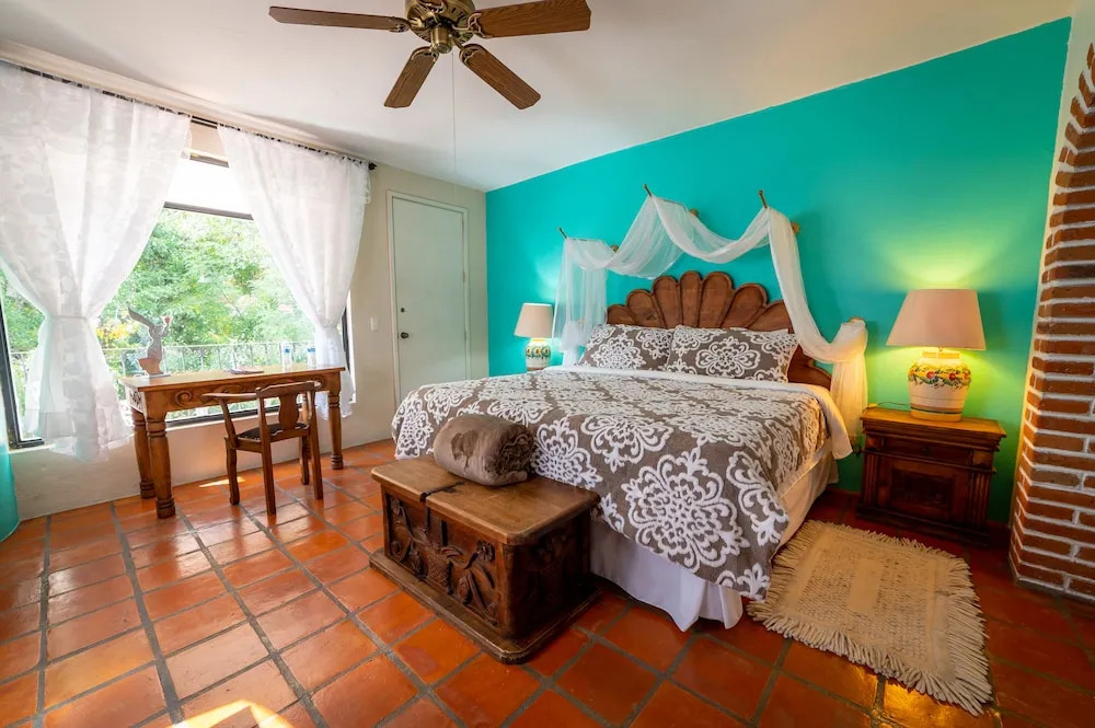 Charming Villas by Casa Holistic B&B