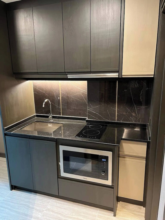 Room-luxury Condo, Chaing Mai Night Baza