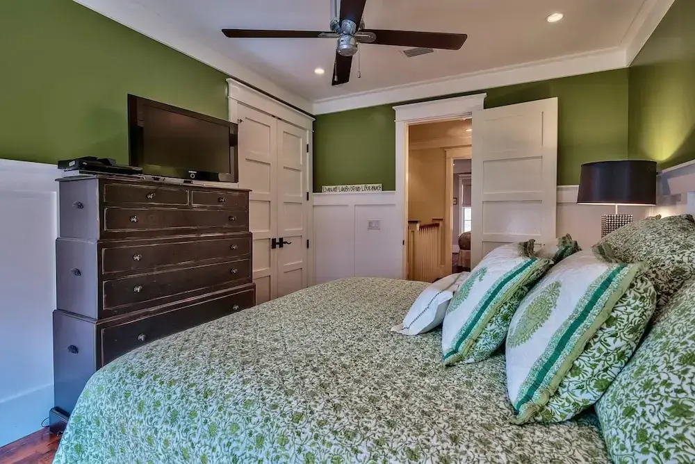 "Stress Free" - Golf Cart - Pool - Exquisite, 6 bedroom, new construction home - WaterColor home