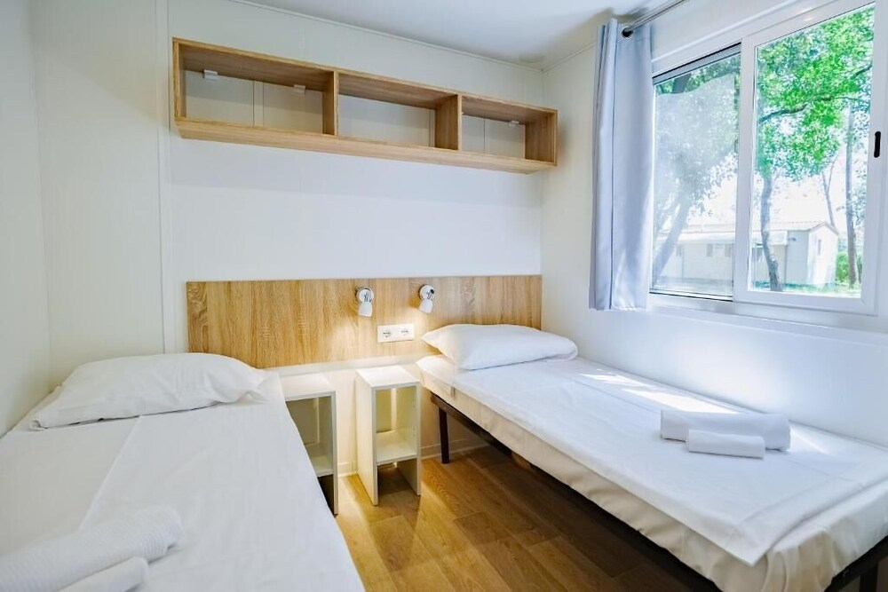 Small Camp KR