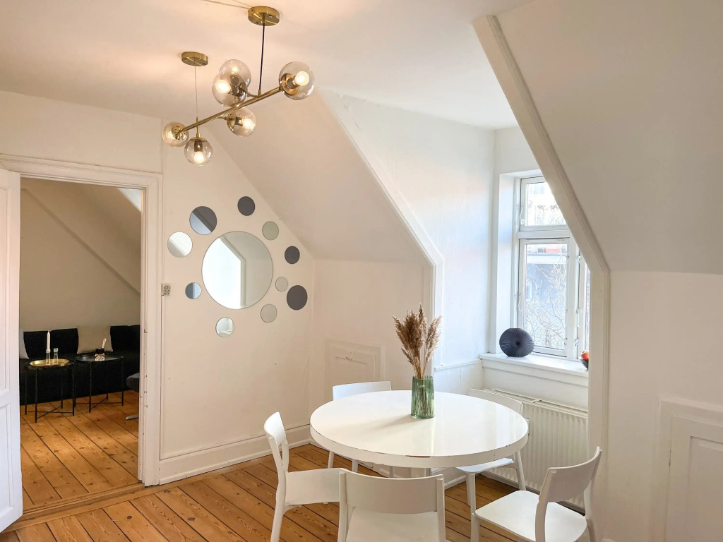 ★Stylish newly furnished 2 BR Apt - Heart of CPH★