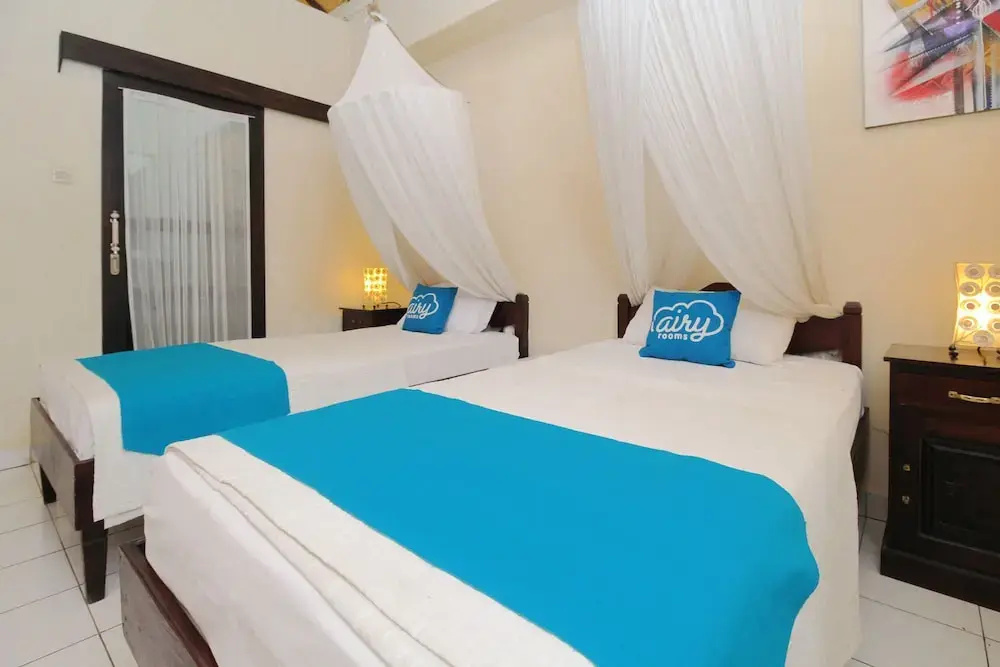 Airy Buleleng Laviana Kalibukbuk Singaraja Bali