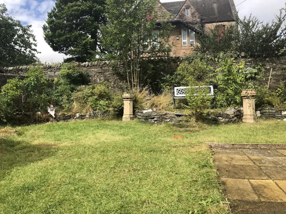 Homely Spacious Cottage in Central Location
