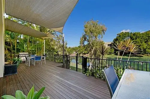 The Lakes Coolum