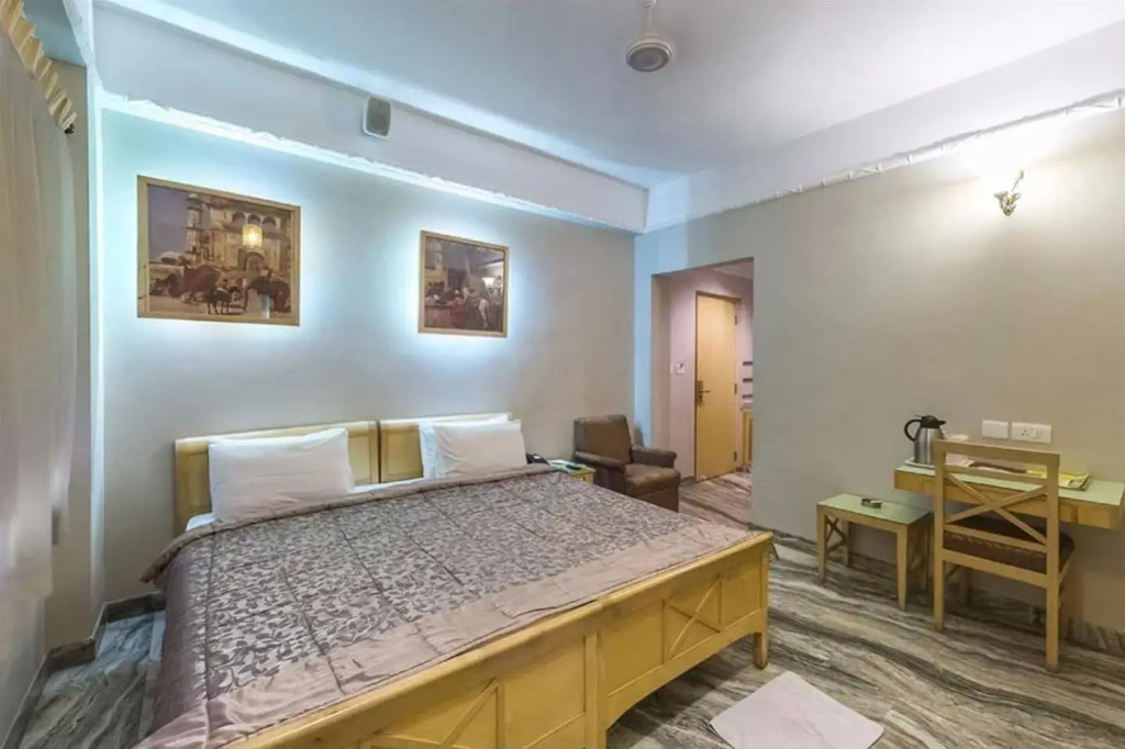 Treebo Trend Komfort Suites