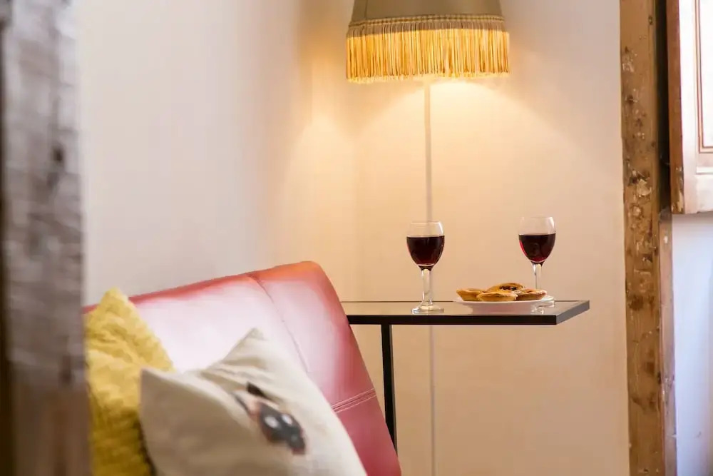 Bica Elevator Apartment Rentexperience