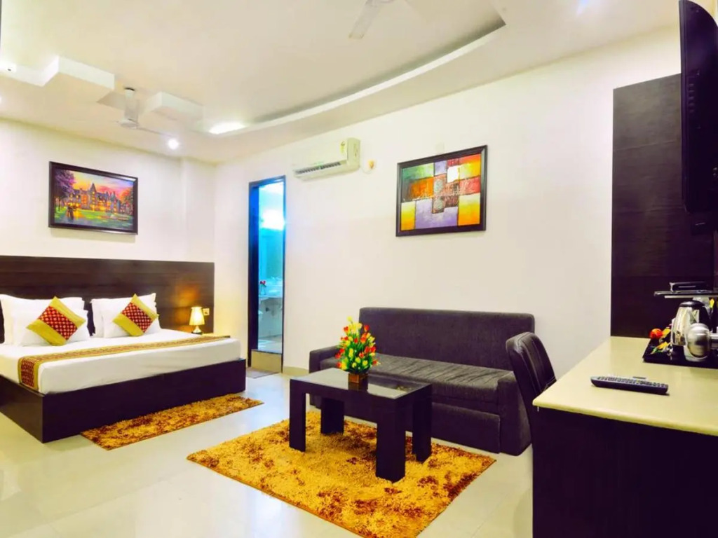 Hotel Sky Rich International