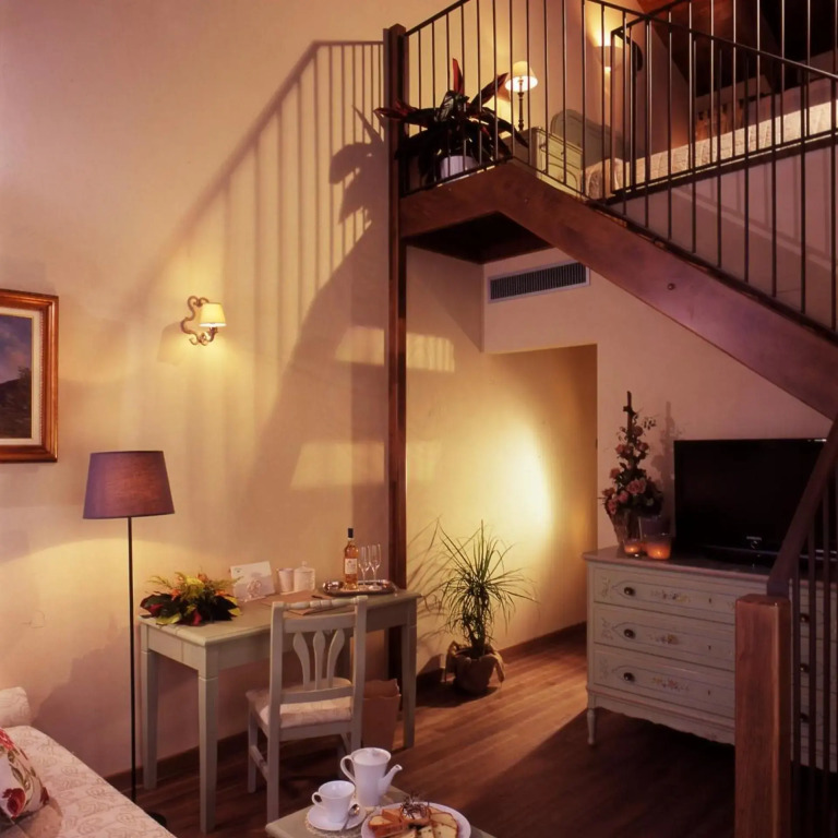Relais Bella Rosina Pool & Spa