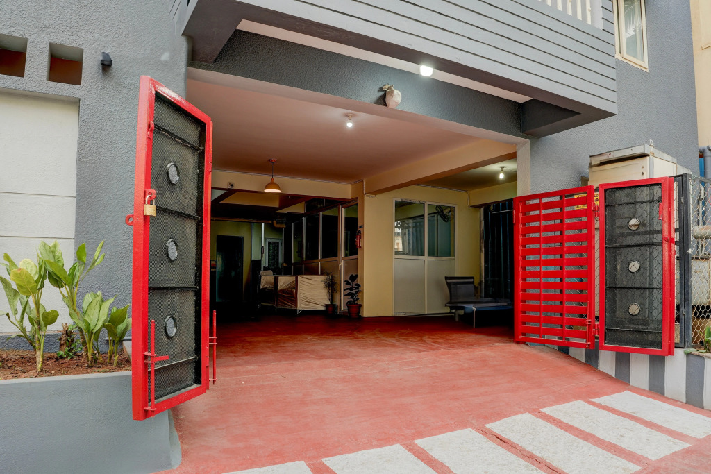 Classic With Balconyelite Stays Marathahalli