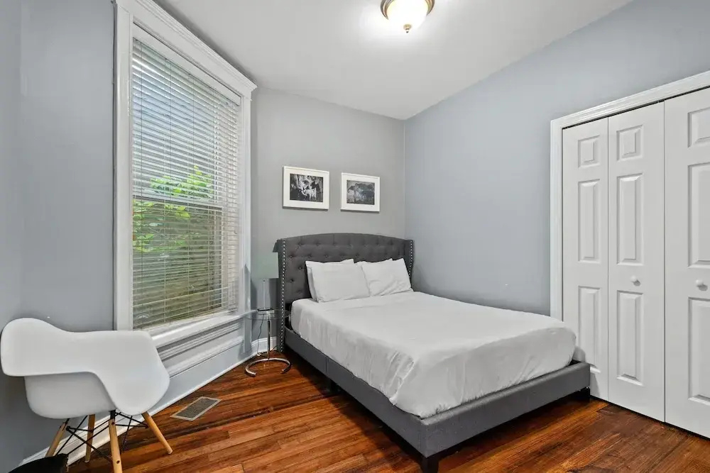 Historic Designer Lincoln Park Retreat Sleeps 14 by AllSet Turnover