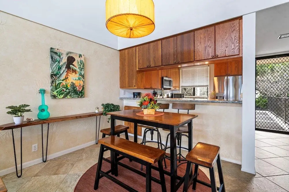 2 Bedrooms + Loft - Sleeps 6 - Ocean & Golf Views - Lanai - Vrkcv