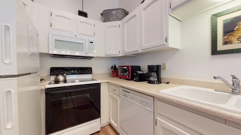 Chateau Sierra #41 3 Bedrooms 2 Bathrooms Condo