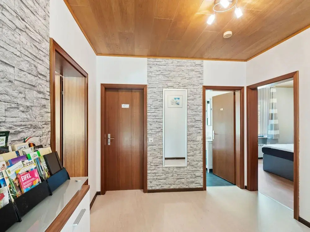 Feusdorf Forest Bungalow