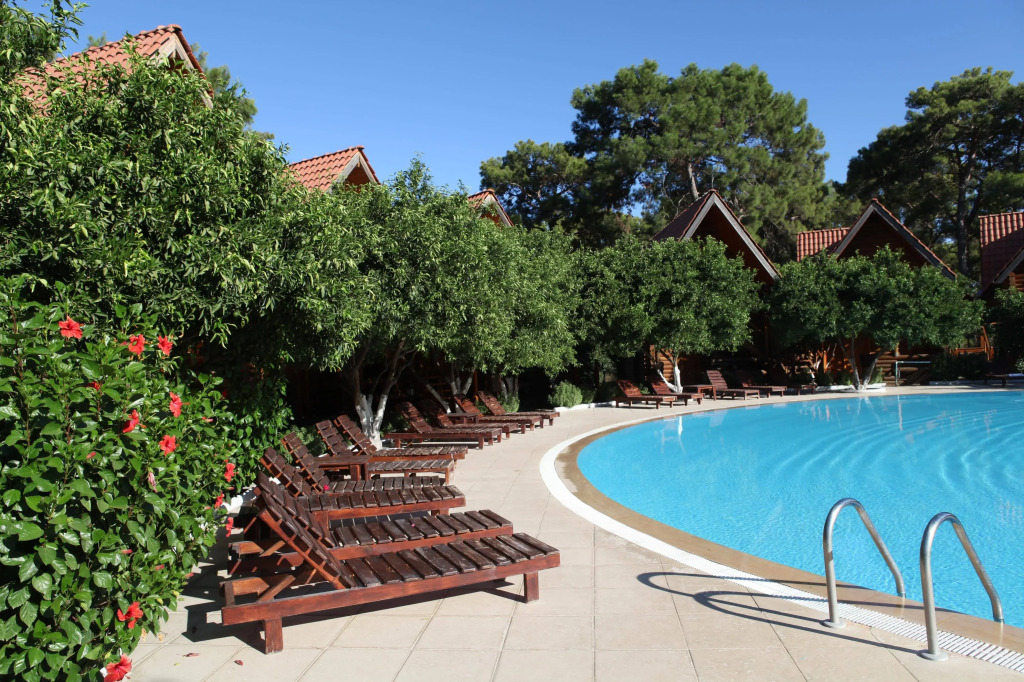 Woodline Hotel