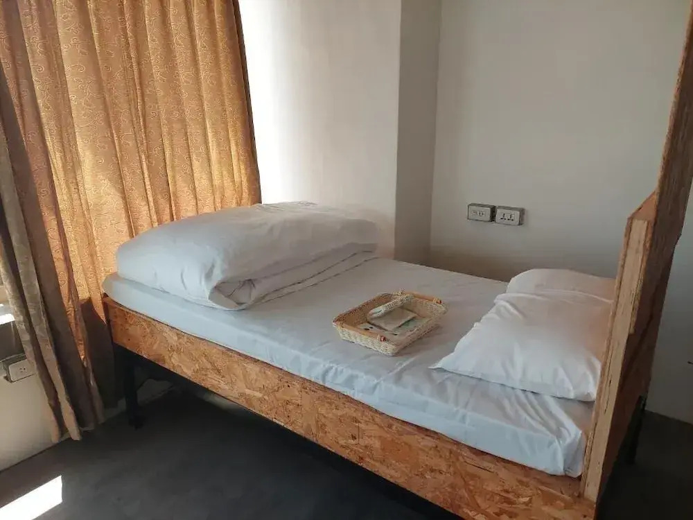 New Bay Hotel